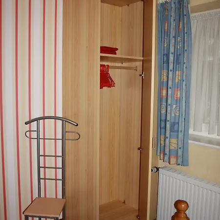 Holiday home Ferienwohnung Marloes